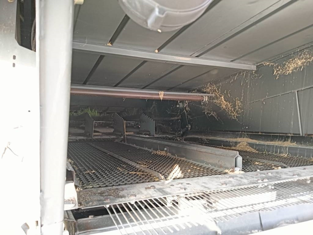 Claas Lexion 570 - Combină de recoltat cereale: Foto 2 Claas Lexion 570 - Combină de recoltat cereale: Foto 2