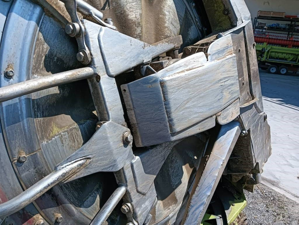 Claas Orbis 600 - Utilaje pentru fân: Foto 2 Claas Orbis 600 - Utilaje pentru fân: Foto 2