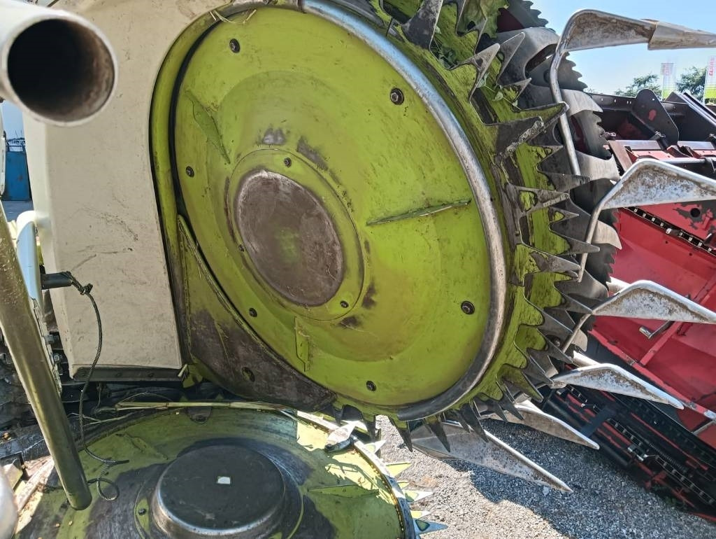 Claas Orbis 600 - Utilaje pentru fân: Foto 3 Claas Orbis 600 - Utilaje pentru fân: Foto 3