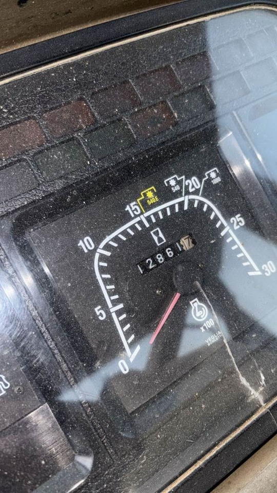 Fiat M100 - Tractor agricol: Foto 2 Fiat M100 - Tractor agricol: Foto 2