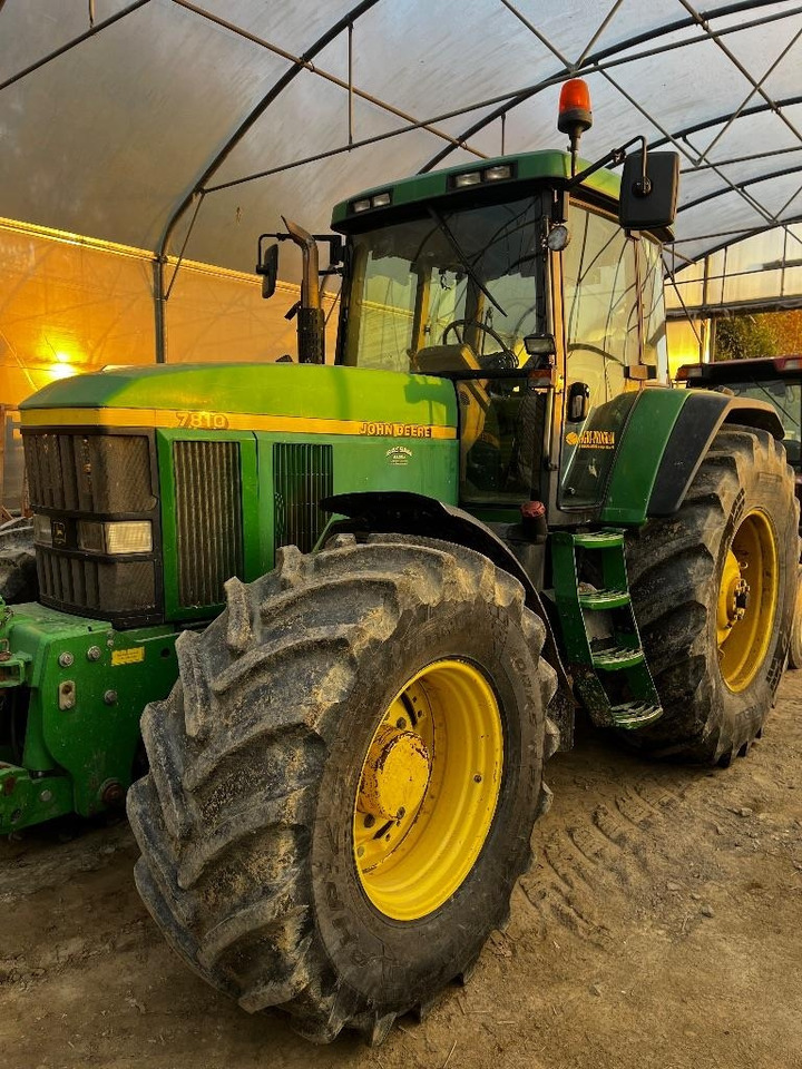 John Deere 7810 - Tractor agricol: Foto 1 John Deere 7810 - Tractor agricol: Foto 1
