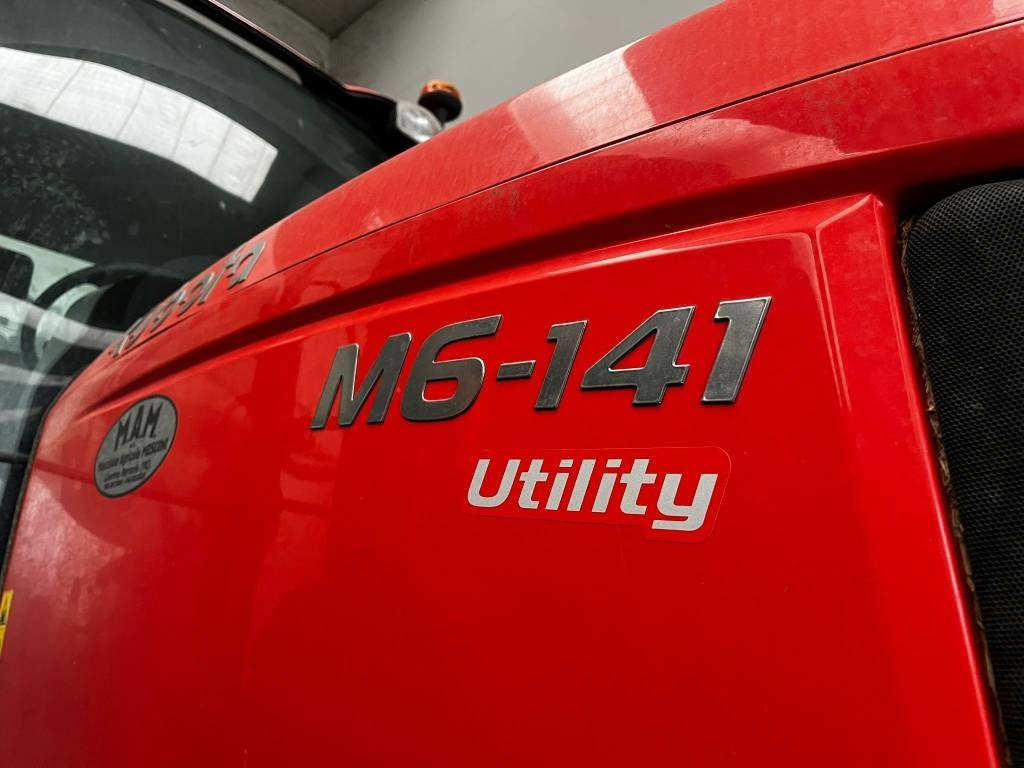 Kubota M 6-141 - Tractor agricol: Foto 4 Kubota M 6-141 - Tractor agricol: Foto 4