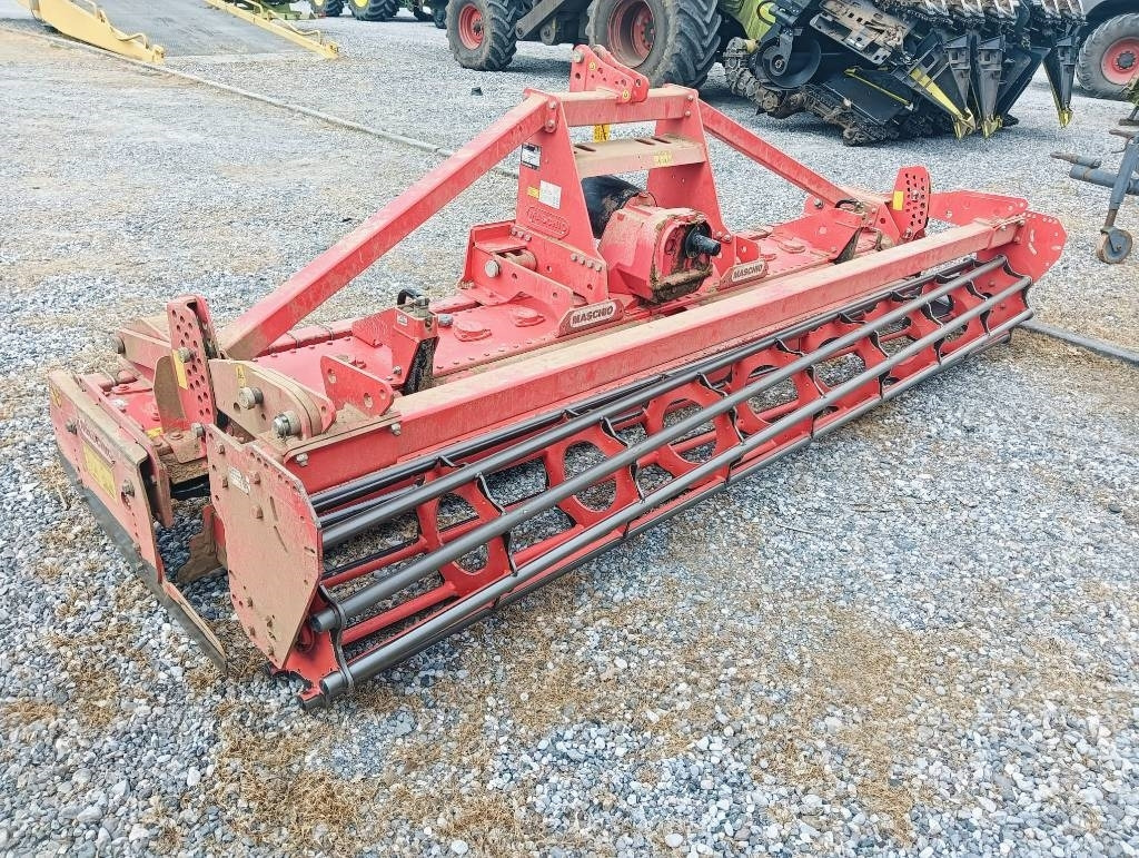 Maschio DMR 4000 - Grapă rotativă: Foto 5 Maschio DMR 4000 - Grapă rotativă: Foto 5