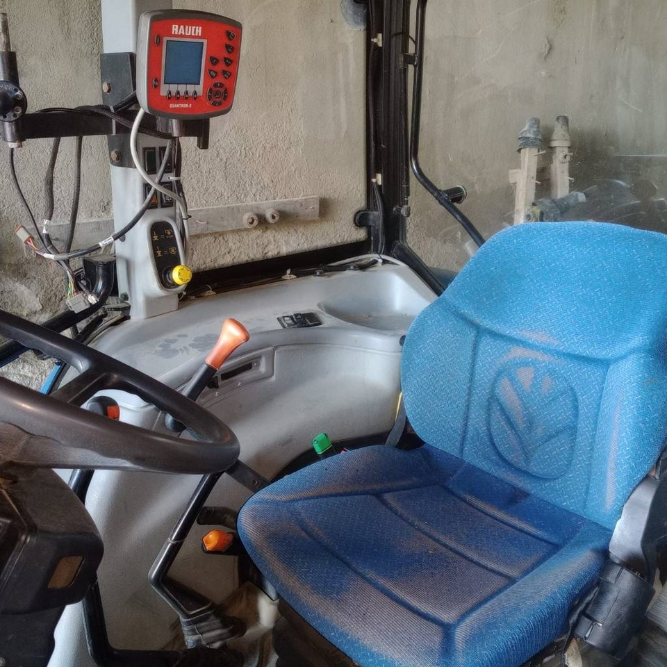 New Holland T 5050 - Tractor agricol: Foto 4 New Holland T 5050 - Tractor agricol: Foto 4