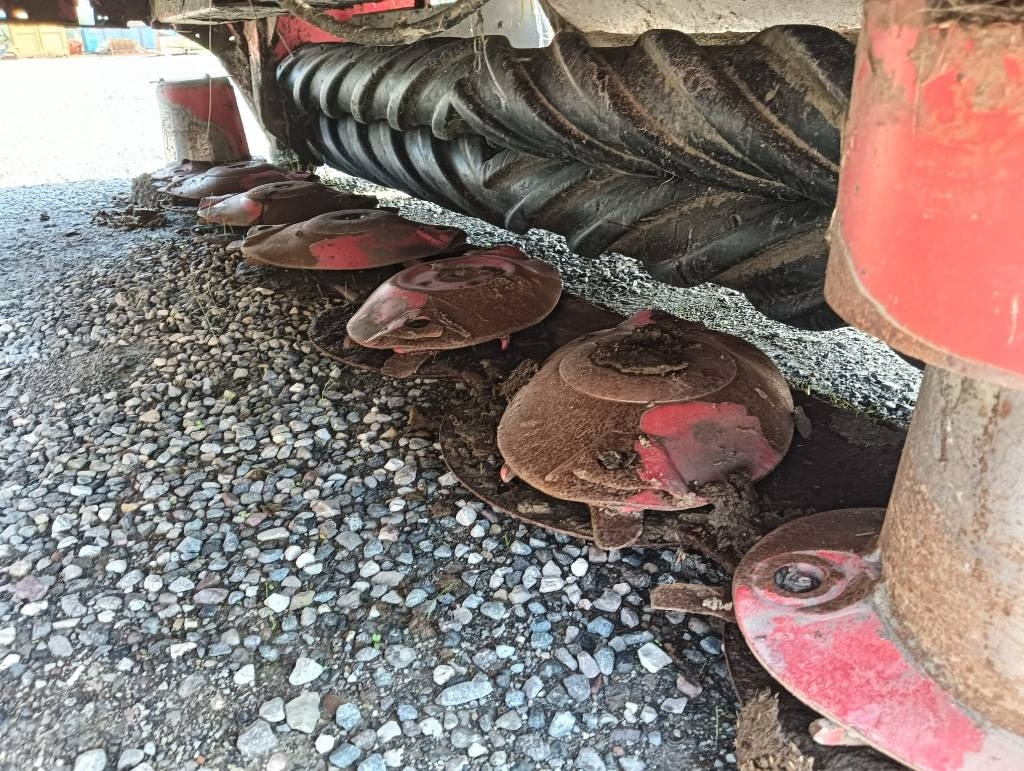 Pöttinger NOVACT X8 - Cositoare: Foto 3 Pöttinger NOVACT X8 - Cositoare: Foto 3