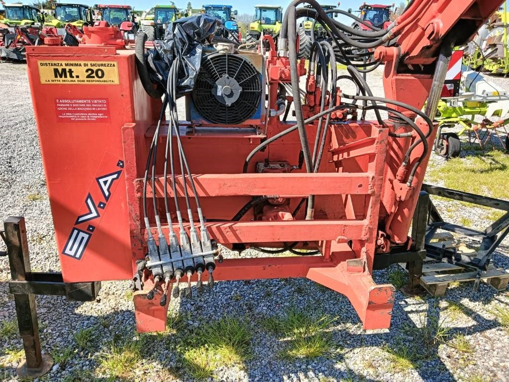 S.V.A DP 750 - Tocător cu braţ: Foto 3 S.V.A DP 750 - Tocător cu braţ: Foto 3