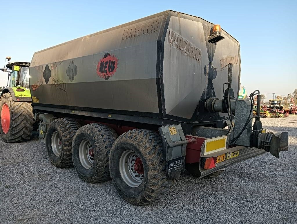 Valzelli 200 cb - Remorcă agricolă: Foto 2 Valzelli 200 cb - Remorcă agricolă: Foto 2