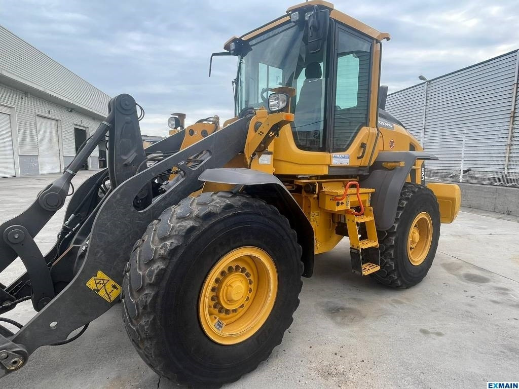 Volvo L 70 H - Încărcător frontal pe pneuri: Foto 2 Volvo L 70 H - Încărcător frontal pe pneuri: Foto 2