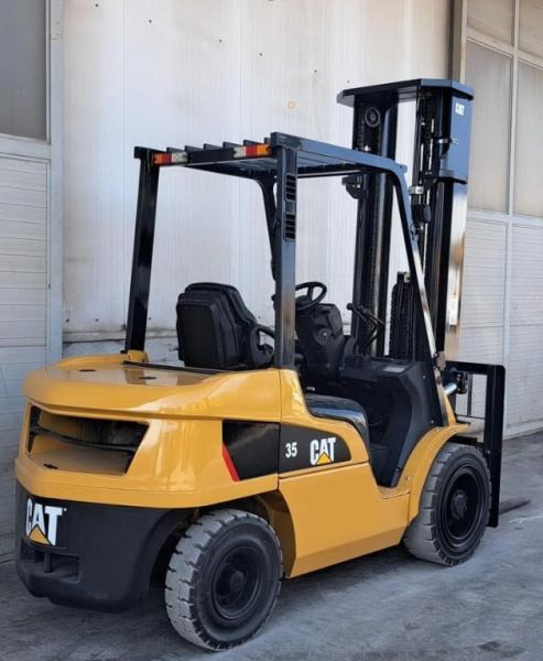 Caterpillar - Stivuitor diesel: Foto 3 Caterpillar - Stivuitor diesel: Foto 3