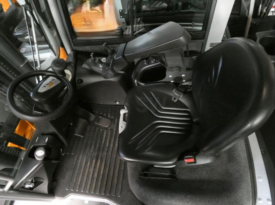 Still RX 70 fenwick - Stivuitor diesel: Foto 3 Still RX 70 fenwick - Stivuitor diesel: Foto 3