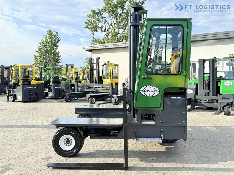 Combilift C5000XL / DIESEL / DUPLEX - 4000MM / WIDE FORK POSITIONER 3350MM / FULL HEATED CABIN / ONLY 6453H / CONDITION - LIKE NEW! C5000X - Stivuitor cu catarg retractabil, cu schimbare rapidă de direcţie: Foto 4 Combilift C5000XL / DIESEL / DUPLEX - 4000MM / WIDE FORK POSITIONER 3350MM / FULL HEATED CABIN / ONLY 6453H / CONDITION - LIKE NEW! C5000X - Stivuitor cu catarg retractabil, cu schimbare rapidă de direcţie: Foto 4