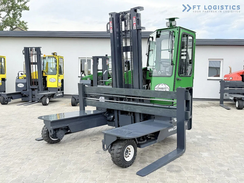 Combilift Combilift C4500 / DIESEL / DUPLEX 4000MM / WIDE FORK POSITIONER / HEATING / FULL CABIN / PERFECT CONDITION / Wide range of four- - Stivuitor cu catarg retractabil, cu schimbare rapidă de direcţie: Foto 3 Combilift Combilift C4500 / DIESEL / DUPLEX 4000MM / WIDE FORK POSITIONER / HEATING / FULL CABIN / PERFECT CONDITION / Wide range of four- - Stivuitor cu catarg retractabil, cu schimbare rapidă de direcţie: Foto 3