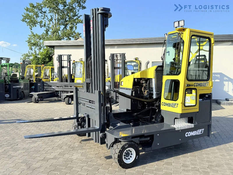 Stivuitor cu catarg retractabil, cu schimbare rapidă de direcţie Combilift Combilift C5000 / DIESEL / TRIPLEX 6000MM / FREE LIFT / FORK POSITIONER / BUILT-IN SCALE / HEATING / FULL CABIN / PERFECT CONDIT: Foto 20 Stivuitor cu catarg retractabil, cu schimbare rapidă de direcţie Combilift Combilift C5000 / DIESEL / TRIPLEX 6000MM / FREE LIFT / FORK POSITIONER / BUILT-IN SCALE / HEATING / FULL CABIN / PERFECT CONDIT: Foto 20