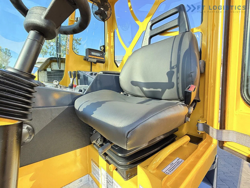 Stivuitor cu catarg retractabil, cu schimbare rapidă de direcţie Combilift Combilift C5000 / DIESEL / TRIPLEX 6000MM / FREE LIFT / FORK POSITIONER / BUILT-IN SCALE / HEATING / FULL CABIN / PERFECT CONDIT: Foto 16 Stivuitor cu catarg retractabil, cu schimbare rapidă de direcţie Combilift Combilift C5000 / DIESEL / TRIPLEX 6000MM / FREE LIFT / FORK POSITIONER / BUILT-IN SCALE / HEATING / FULL CABIN / PERFECT CONDIT: Foto 16