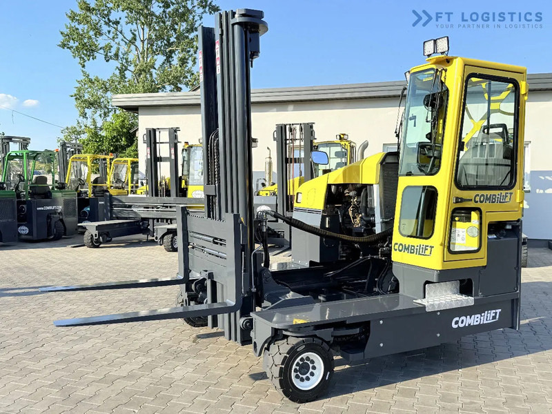 Stivuitor cu catarg retractabil, cu schimbare rapidă de direcţie Combilift Combilift C5000 / DIESEL / TRIPLEX 6000MM / FREE LIFT / FORK POSITIONER / BUILT-IN SCALE / HEATING / FULL CABIN / PERFECT CONDIT: Foto 19 Stivuitor cu catarg retractabil, cu schimbare rapidă de direcţie Combilift Combilift C5000 / DIESEL / TRIPLEX 6000MM / FREE LIFT / FORK POSITIONER / BUILT-IN SCALE / HEATING / FULL CABIN / PERFECT CONDIT: Foto 19