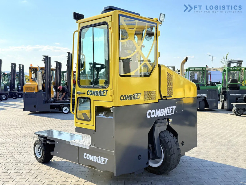 Stivuitor cu catarg retractabil, cu schimbare rapidă de direcţie Combilift Combilift C5000 / DIESEL / TRIPLEX 6000MM / FREE LIFT / FORK POSITIONER / BUILT-IN SCALE / HEATING / FULL CABIN / PERFECT CONDIT: Foto 14 Stivuitor cu catarg retractabil, cu schimbare rapidă de direcţie Combilift Combilift C5000 / DIESEL / TRIPLEX 6000MM / FREE LIFT / FORK POSITIONER / BUILT-IN SCALE / HEATING / FULL CABIN / PERFECT CONDIT: Foto 14