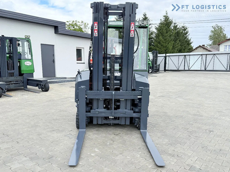 Combilift Combilift CBE2500 / TRIPLEX / 5500MM / FREE LIFT / ELECTRIC DRIVE / ONLY 2300 MTH / FORK POSITIONER / SIDE SHIFT / NEW TYRES / L - Stivuitor cu catarg retractabil, cu schimbare rapidă de direcţie: Foto 5 Combilift Combilift CBE2500 / TRIPLEX / 5500MM / FREE LIFT / ELECTRIC DRIVE / ONLY 2300 MTH / FORK POSITIONER / SIDE SHIFT / NEW TYRES / L - Stivuitor cu catarg retractabil, cu schimbare rapidă de direcţie: Foto 5