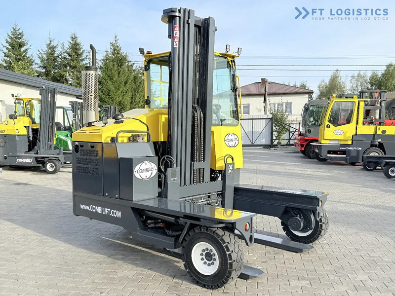 Stivuitor cu catarg retractabil, cu schimbare rapidă de direcţie Combilift FOUR-WAY / MULTI-DIRECTIONAL FORKLIFT C5000XL / GAS / TRIPLEX 6000MM / FREE LIFT / FORK POSITIONER / HEATING / EXTENDABLE FORKS: Foto 5