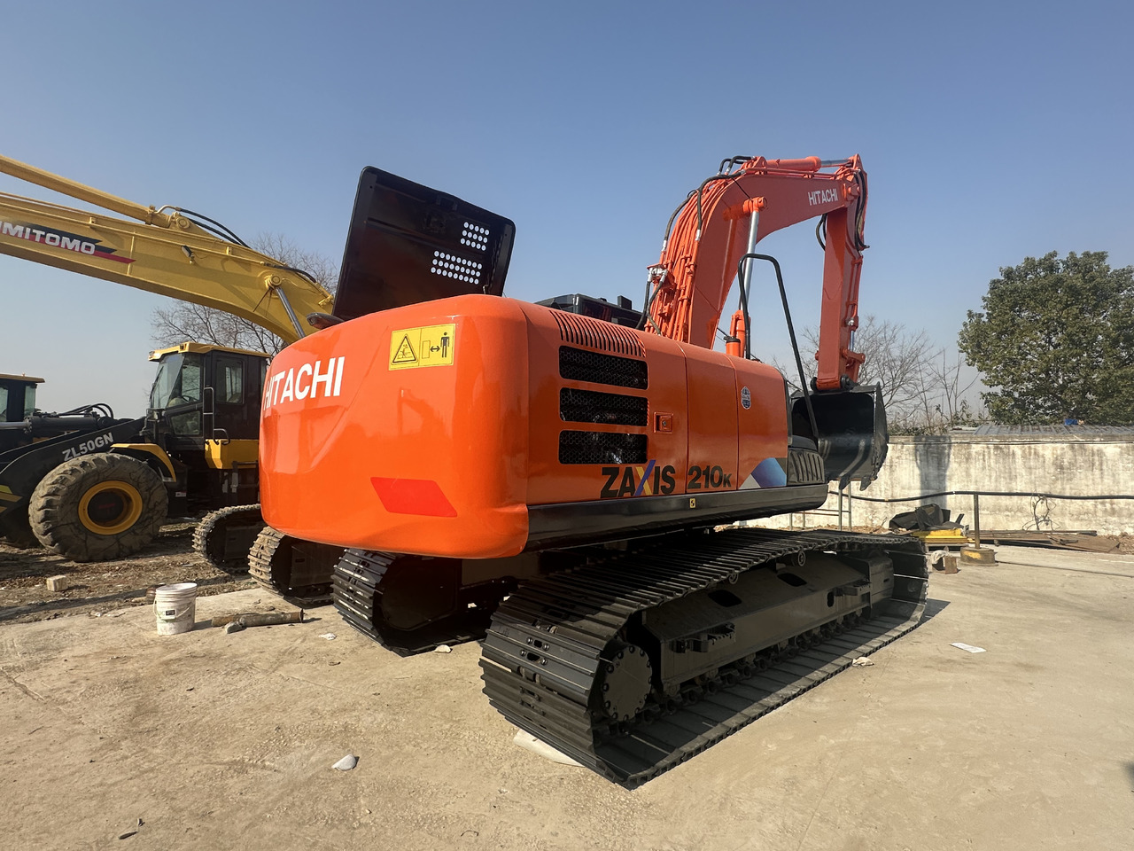 HITACHI Used Excavator ZX210-5G High Quality - Excavator pe şenile: Foto 2 HITACHI Used Excavator ZX210-5G High Quality - Excavator pe şenile: Foto 2