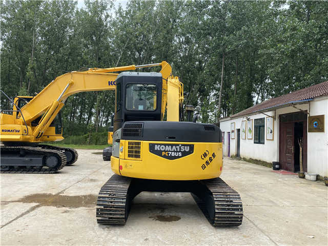 High Quality Used Crawler Excavator komatsu Pc78 Pc128 Pc138 Pc200-8 Pc220-8 Pc240-8 Excavator - Excavator pe şenile: Foto 5 High Quality Used Crawler Excavator komatsu Pc78 Pc128 Pc138 Pc200-8 Pc220-8 Pc240-8 Excavator - Excavator pe şenile: Foto 5