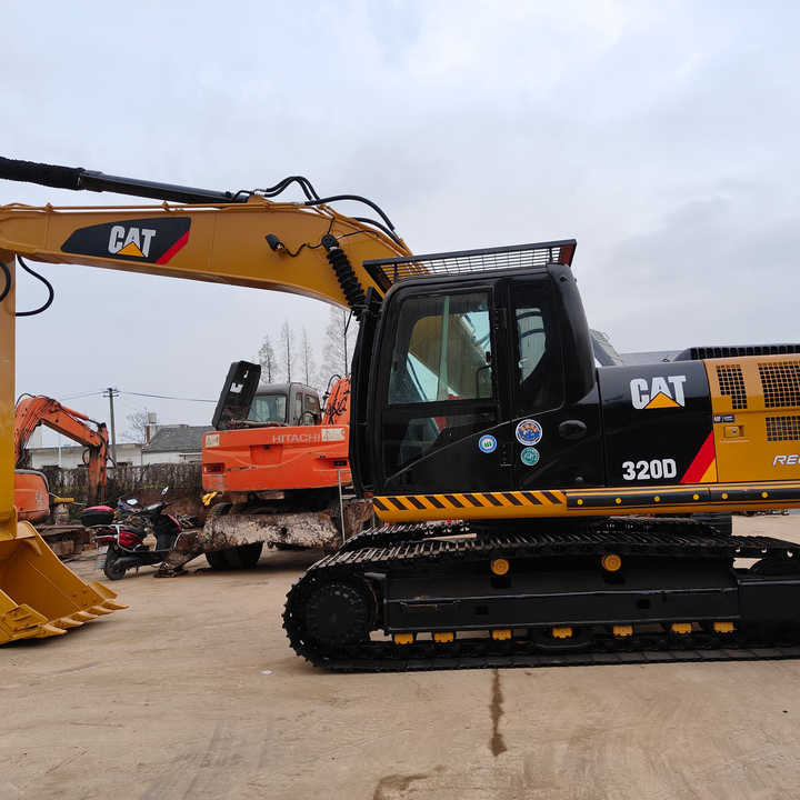 Second Hand Excavator 330D Used Low Price Caterpillar CAT 312D 315D 320D 325D in Good Condition - Excavator pe şenile: Foto 1 Second Hand Excavator 330D Used Low Price Caterpillar CAT 312D 315D 320D 325D in Good Condition - Excavator pe şenile: Foto 1