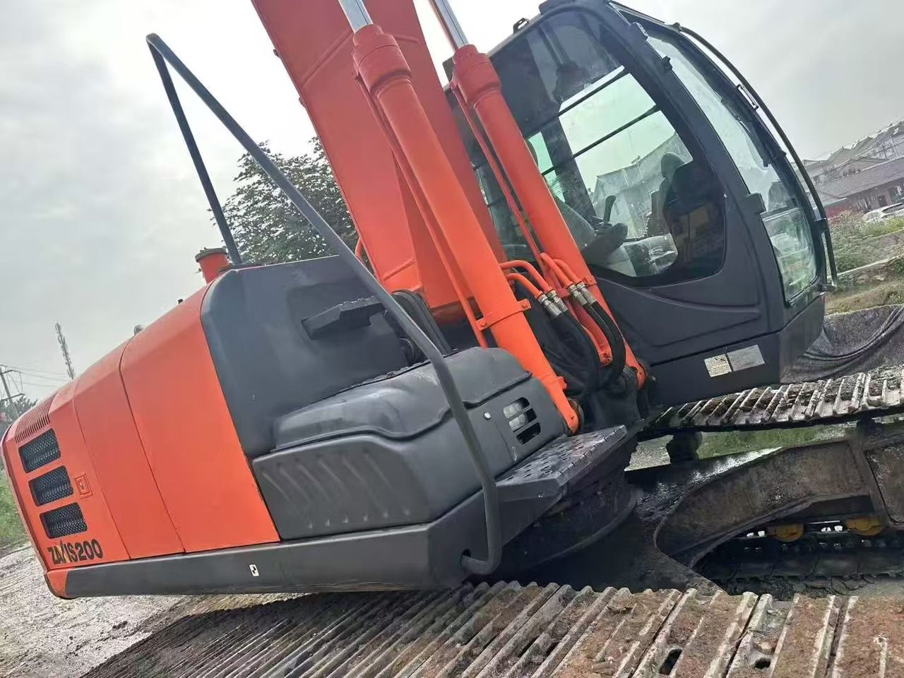 Used excavator second hand HITACHI ZX200-5G - Excavator pe şenile: Foto 5 Used excavator second hand HITACHI ZX200-5G - Excavator pe şenile: Foto 5