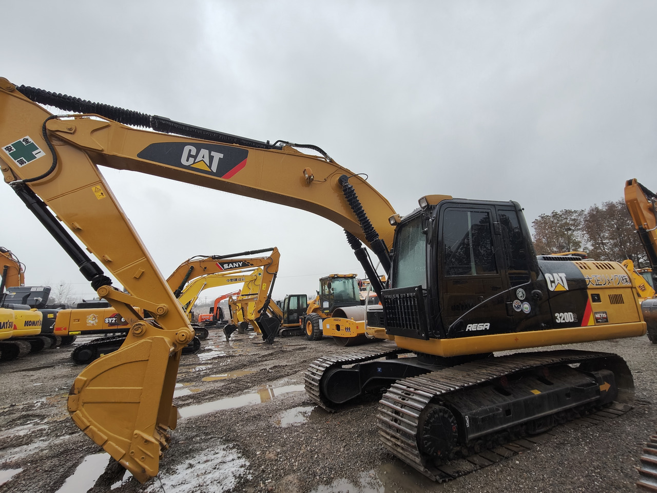 CATERPILLAR 320D2 - Excavator pe şenile: Foto 4 CATERPILLAR 320D2 - Excavator pe şenile: Foto 4