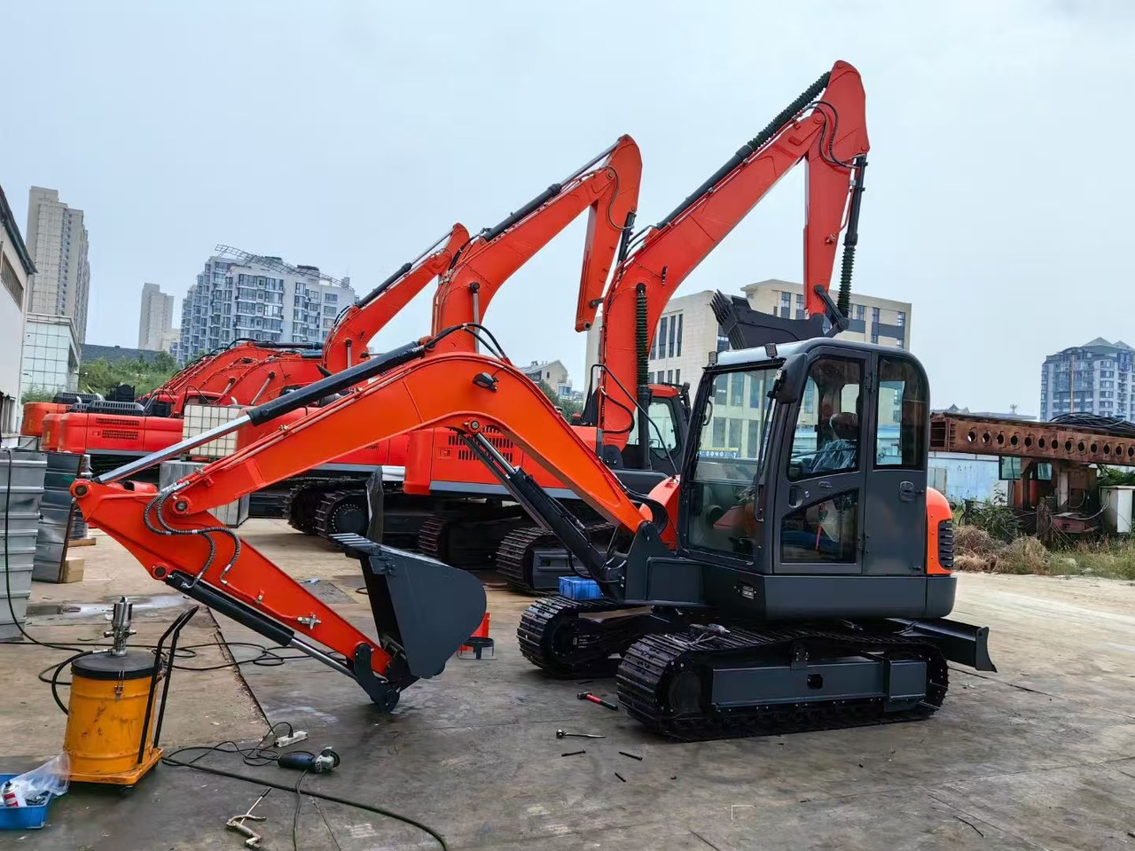 DOOSAN DH60-7 - Excavator pe şenile: Foto 4 DOOSAN DH60-7 - Excavator pe şenile: Foto 4