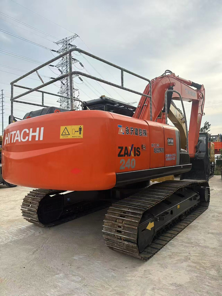 HITACHI ZX240-3G - Excavator pe şenile: Foto 4 HITACHI ZX240-3G - Excavator pe şenile: Foto 4