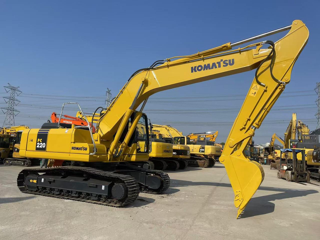KOMATSU PC220-7 - Excavator pe şenile: Foto 4 KOMATSU PC220-7 - Excavator pe şenile: Foto 4