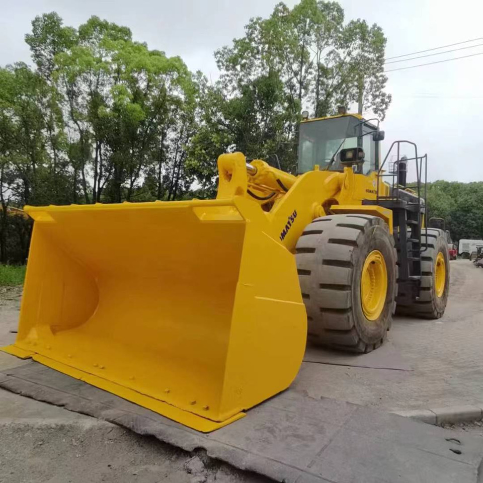 KOMATSU WA600-3 - Încărcător frontal pe pneuri: Foto 3 KOMATSU WA600-3 - Încărcător frontal pe pneuri: Foto 3