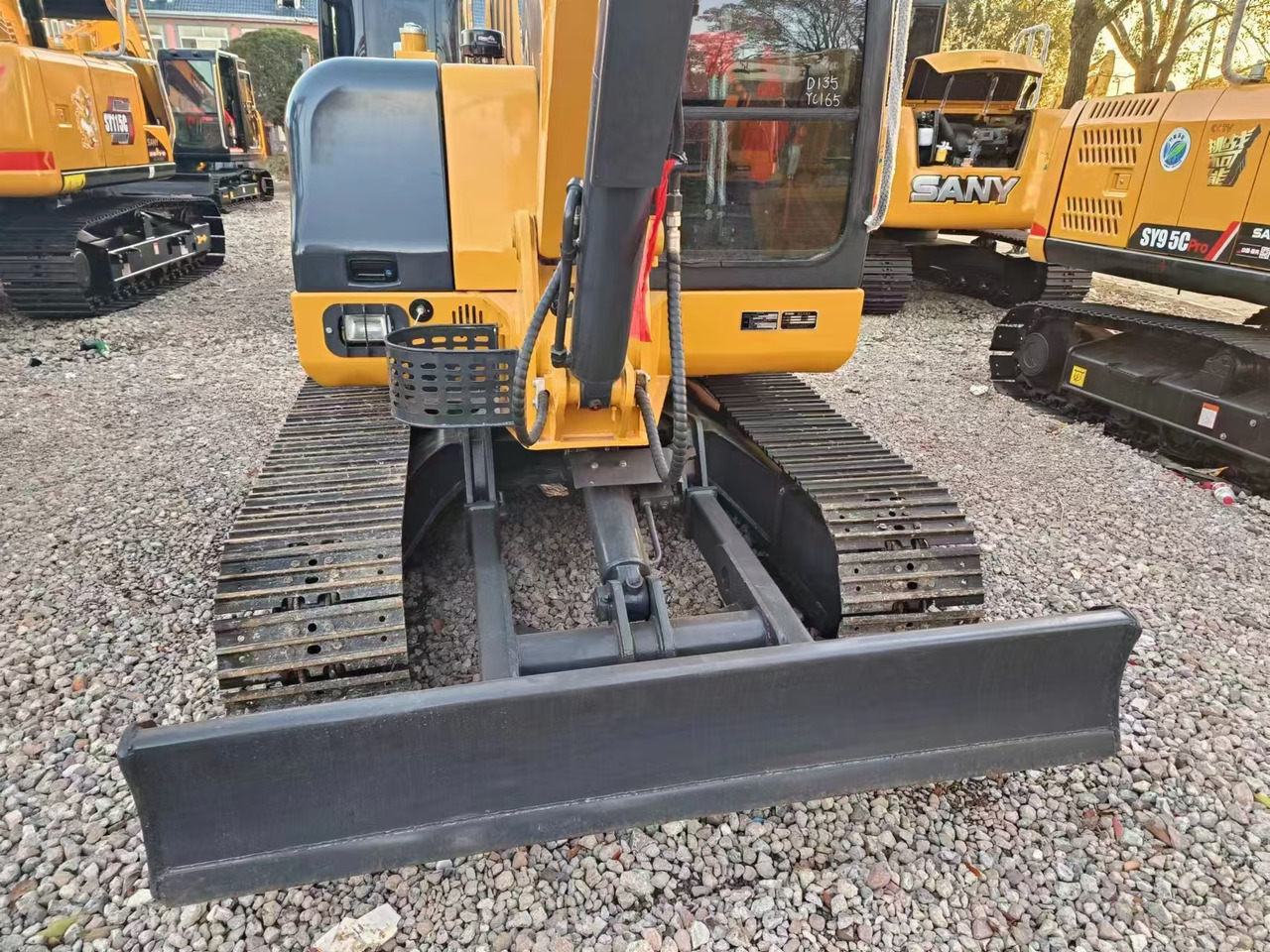 XCMG XE60DA - Excavator pe şenile: Foto 4 XCMG XE60DA - Excavator pe şenile: Foto 4