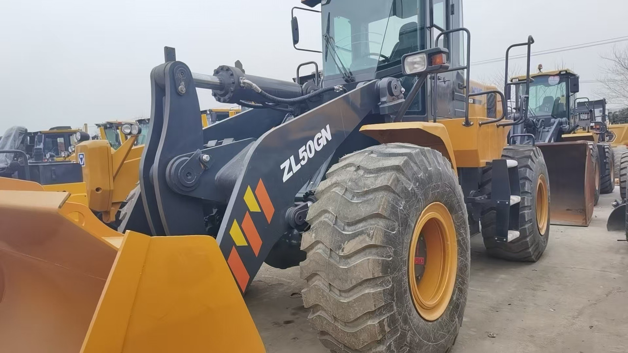 XCMG ZL50GN - Încărcător frontal pe pneuri: Foto 1 XCMG ZL50GN - Încărcător frontal pe pneuri: Foto 1