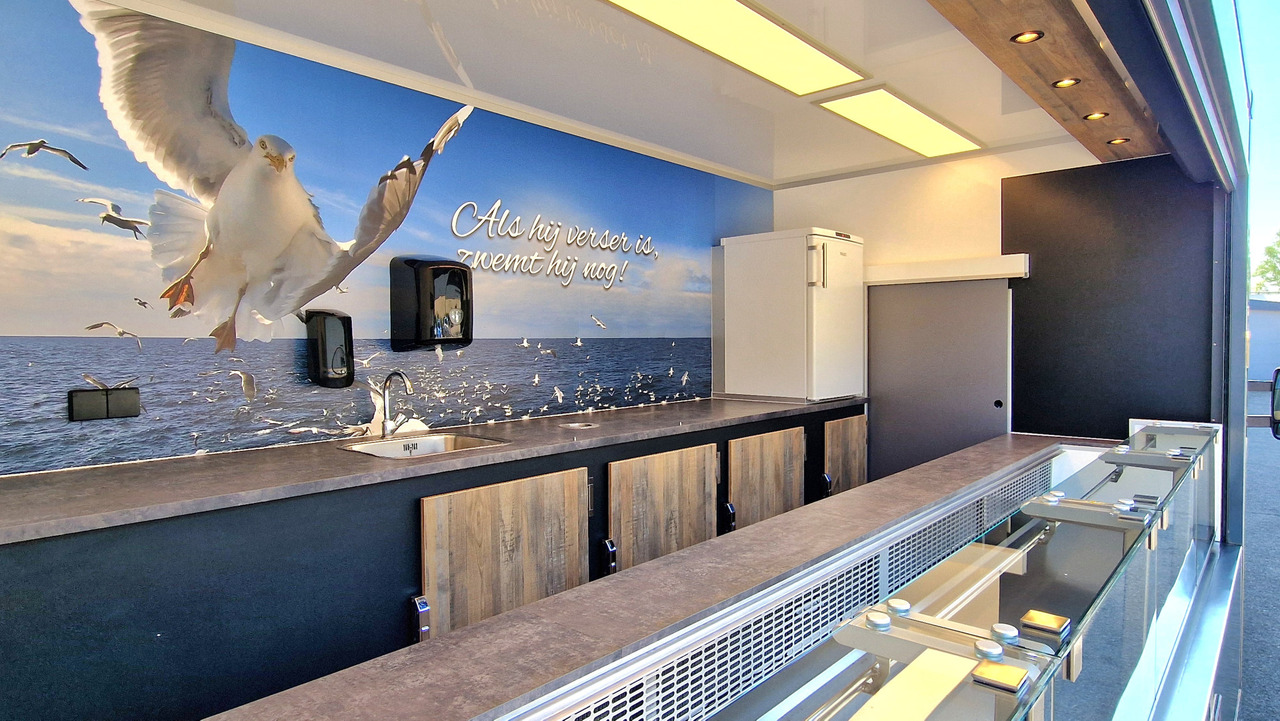 FIAT + BK Market Trailers opbouw - Autorulota comerciala: Foto 4 FIAT + BK Market Trailers opbouw - Autorulota comerciala: Foto 4