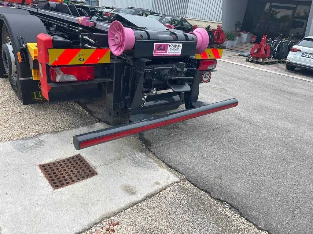 BARRA OMOLOGATA - Caroserie și exterior pentru Camion: Foto 3 BARRA OMOLOGATA - Caroserie și exterior pentru Camion: Foto 3