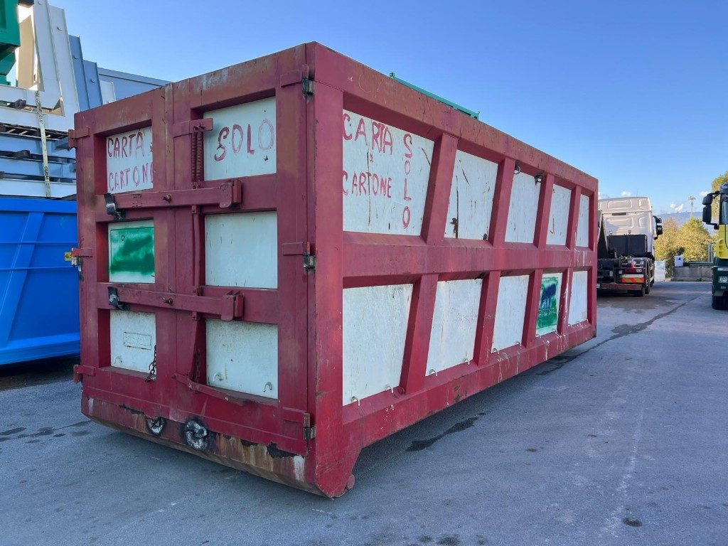 CONTAINER SCARRABILE USATO A CIELO APERTO - Container abroll: Foto 4 CONTAINER SCARRABILE USATO A CIELO APERTO - Container abroll: Foto 4