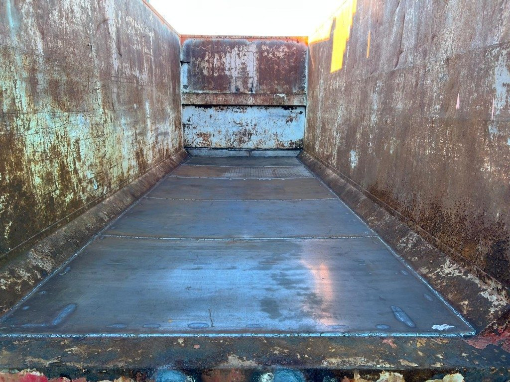 CONTAINER SCARRABILE USATO A CIELO APERTO - Container abroll: Foto 5 CONTAINER SCARRABILE USATO A CIELO APERTO - Container abroll: Foto 5