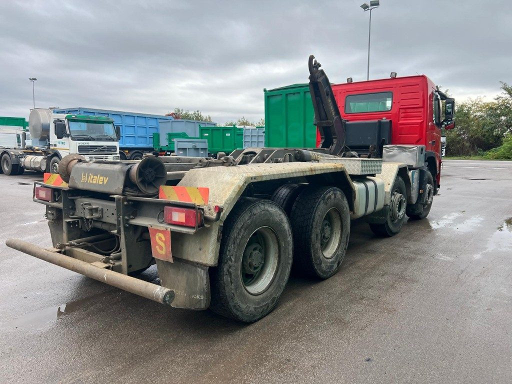 VOLVO FM460 SCARRABILE 8X4 - Camion cu cârlig: Foto 3 VOLVO FM460 SCARRABILE 8X4 - Camion cu cârlig: Foto 3