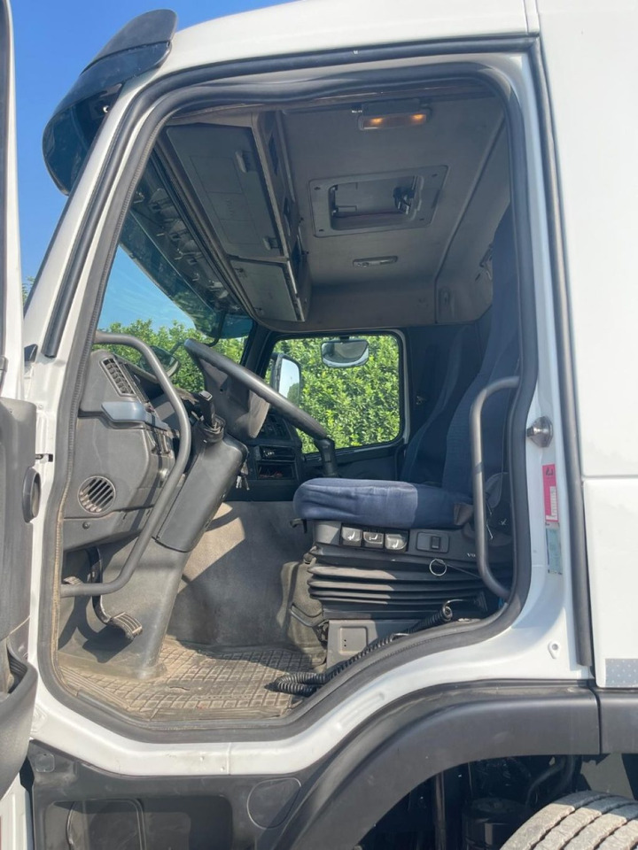 VOLVO FM9 SCARRABILE - Camion cu cârlig: Foto 2 VOLVO FM9 SCARRABILE - Camion cu cârlig: Foto 2