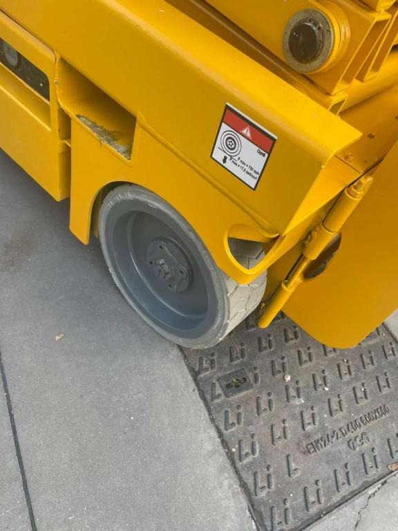 Haulotte OPTIMUM 8 - Platforma foarfeca: Foto 5 Haulotte OPTIMUM 8 - Platforma foarfeca: Foto 5