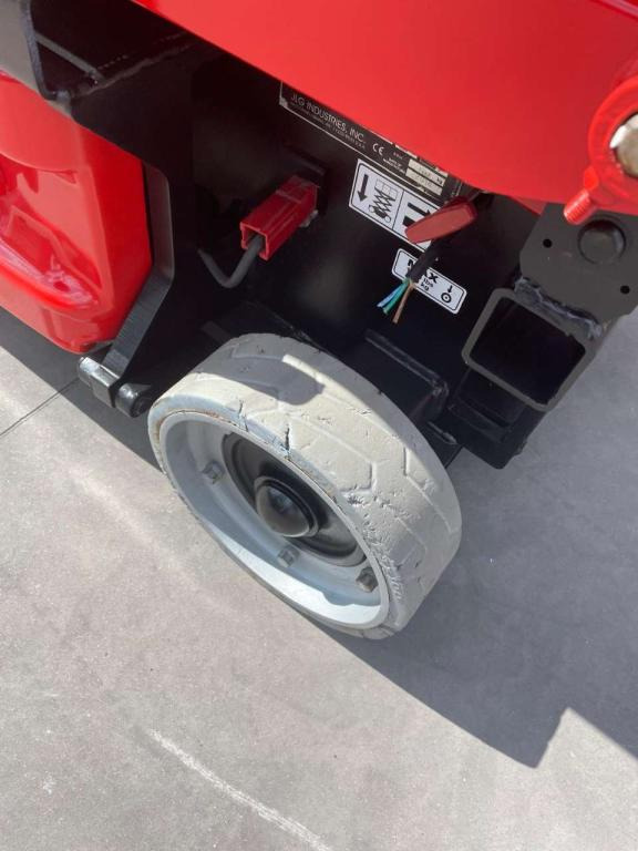 JLG 1930ES - Platforma foarfeca: Foto 3 JLG 1930ES - Platforma foarfeca: Foto 3