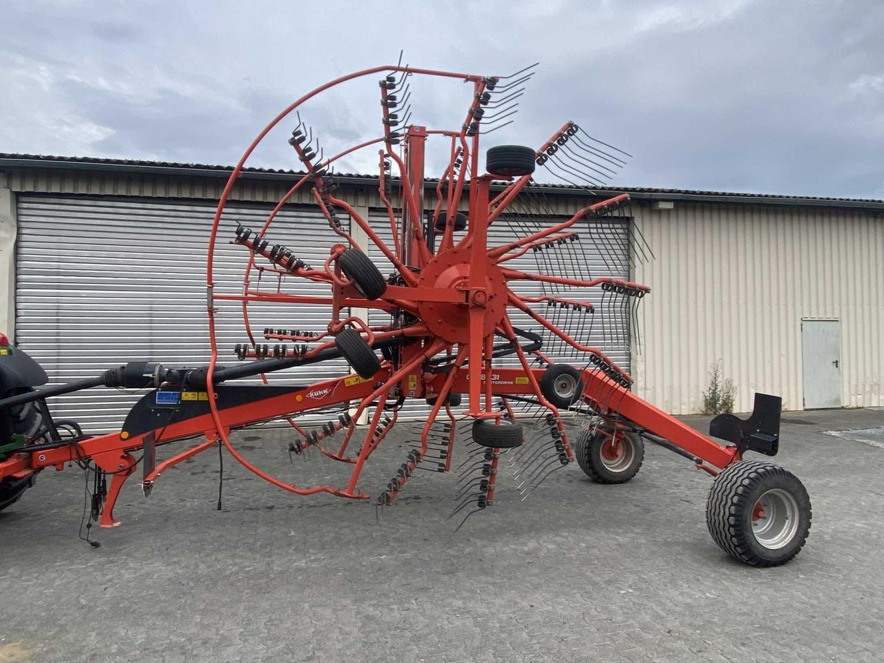 Kuhn GA 8731 - Maşină de întors fânul: Foto 1 Kuhn GA 8731 - Maşină de întors fânul: Foto 1