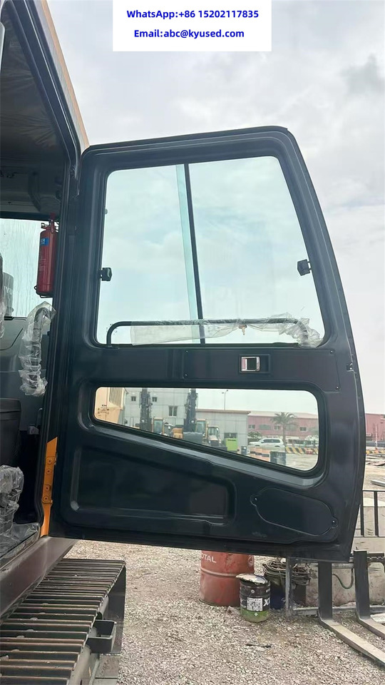 Excavator pe şenile HYUNDAI HX220S: Foto 8