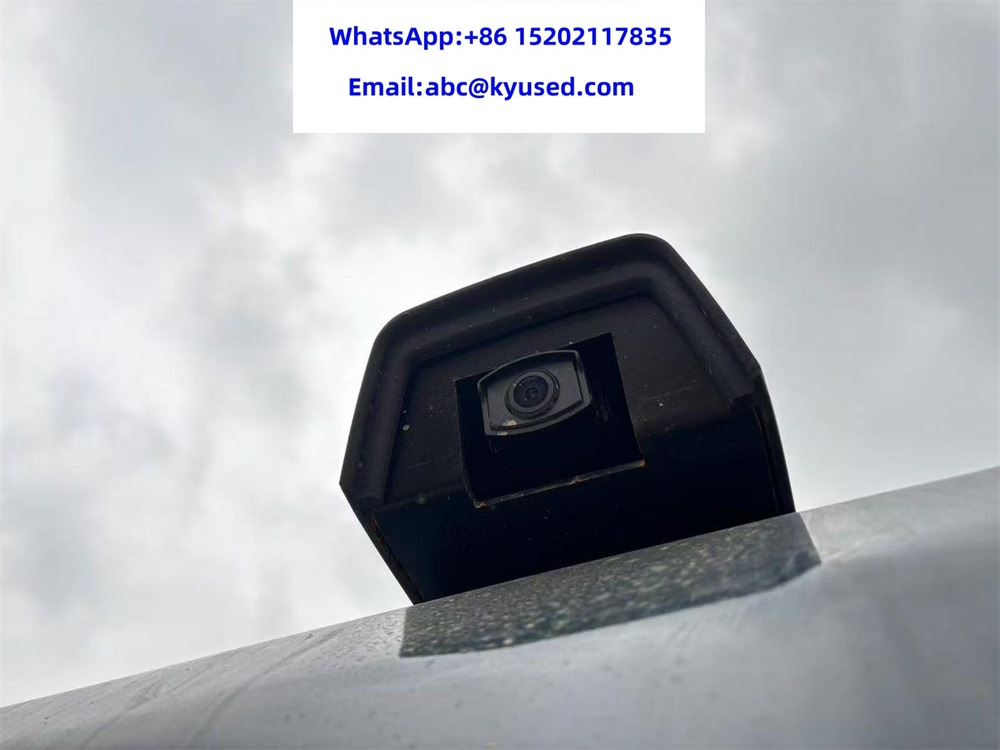 HYUNDAI HX220S - Excavator pe şenile: Foto 5 HYUNDAI HX220S - Excavator pe şenile: Foto 5