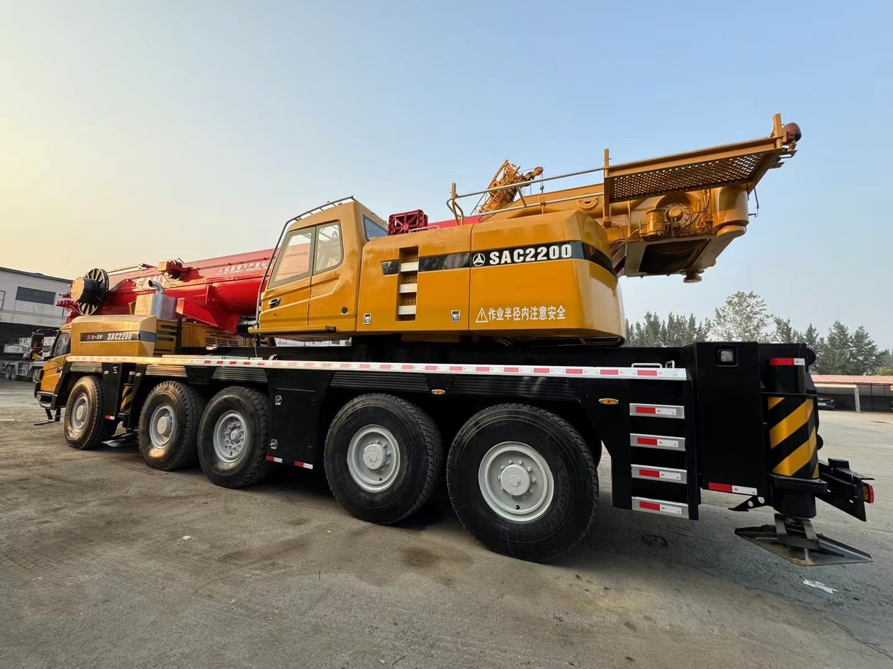 SANY SAC220 200TON 220 ton Truck CRANE all terrain crane - Macara tot teren: Foto 3 SANY SAC220 200TON 220 ton Truck CRANE all terrain crane - Macara tot teren: Foto 3