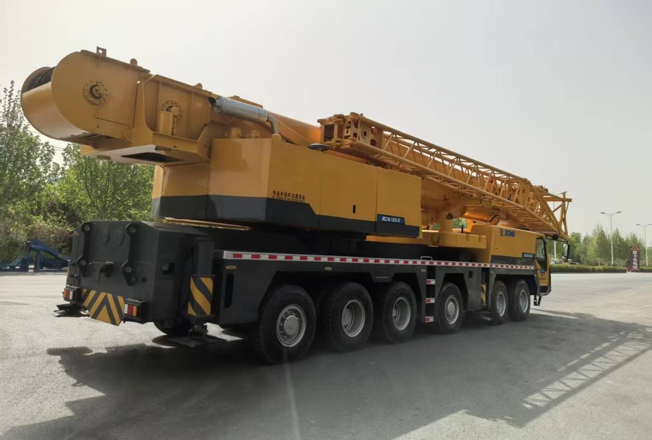 XCMG QY130K 130 ton 120 ton 140ton 150ton 160ton 200t truck crane - Automacara: Foto 4 XCMG QY130K 130 ton 120 ton 140ton 150ton 160ton 200t truck crane - Automacara: Foto 4