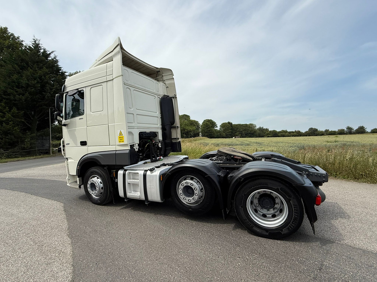 DAF XF 105 480 RHD - Cap tractor: Foto 2 DAF XF 105 480 RHD - Cap tractor: Foto 2