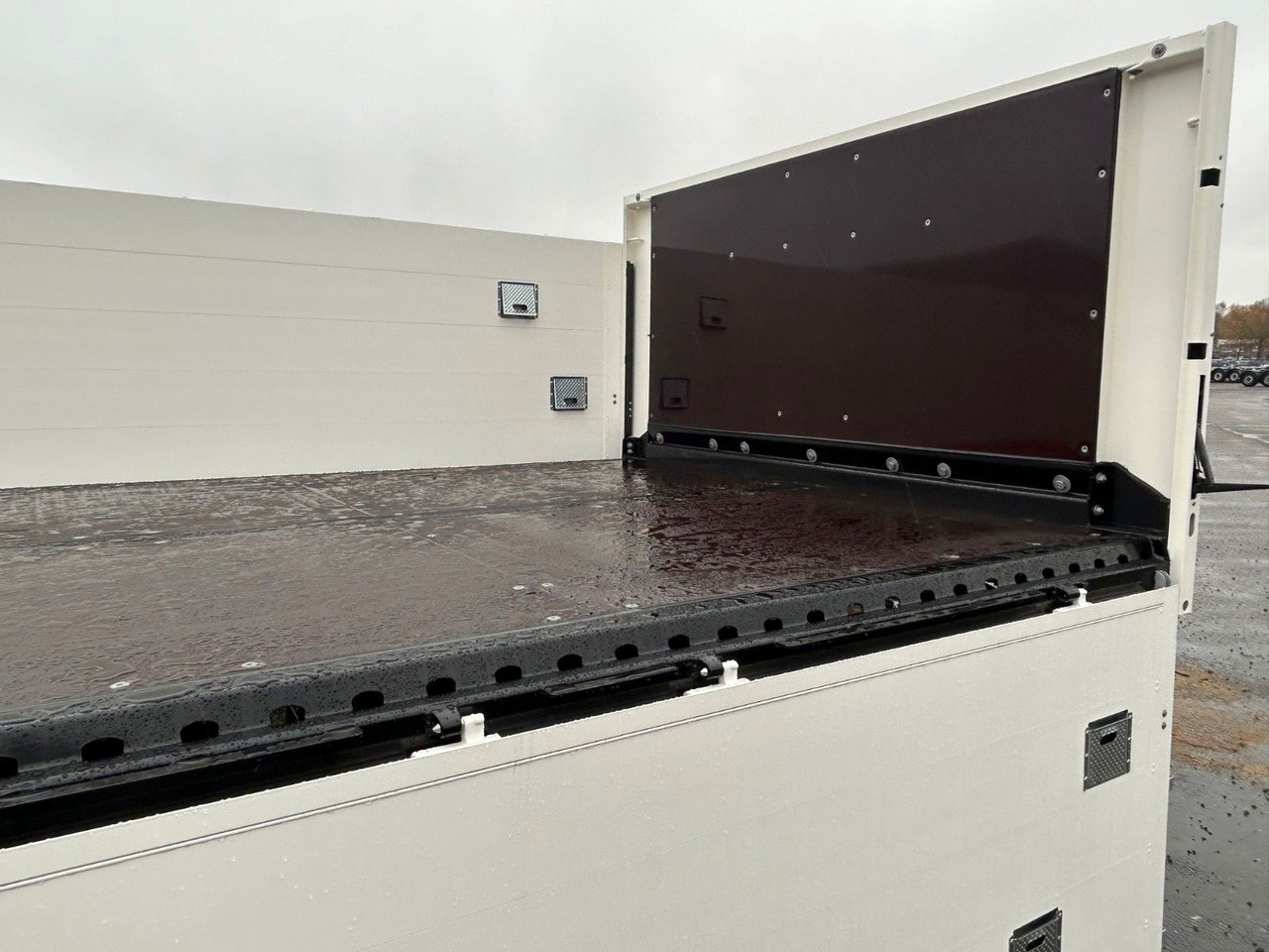 Krone AZP 18 eL42-BS Baustoff NEU - Remorcă platformă: Foto 5 Krone AZP 18 eL42-BS Baustoff NEU - Remorcă platformă: Foto 5