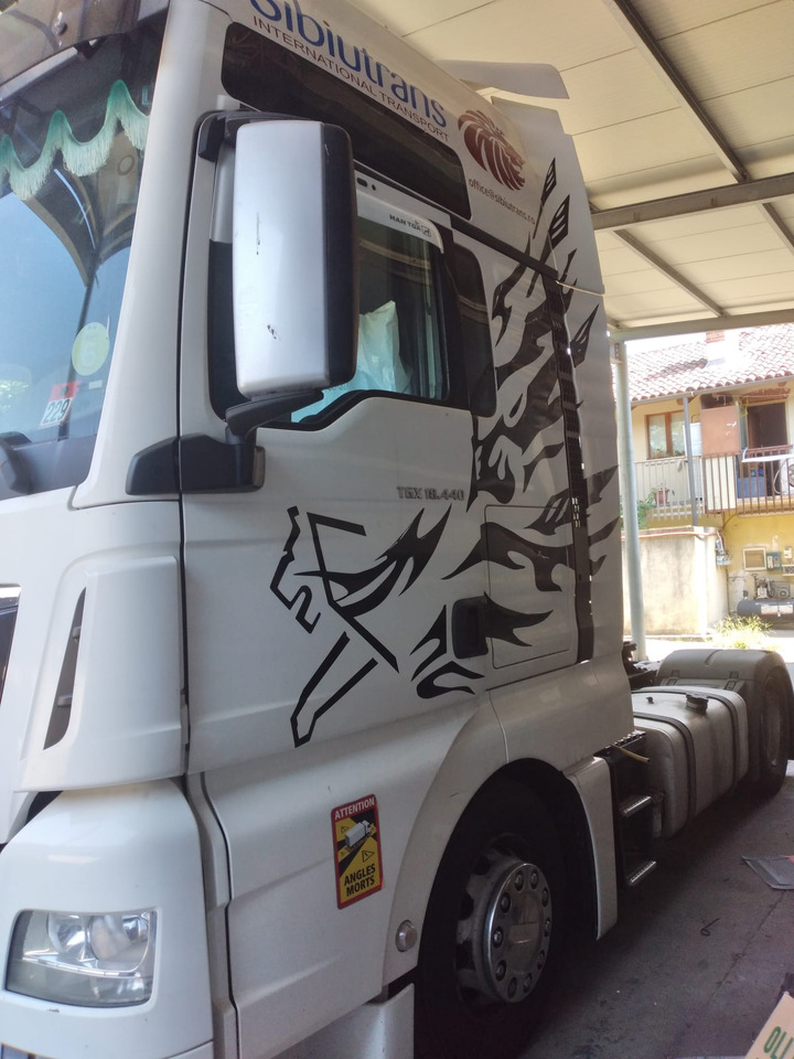 MAN TGX 18.440 - Cap tractor: Foto 4 MAN TGX 18.440 - Cap tractor: Foto 4