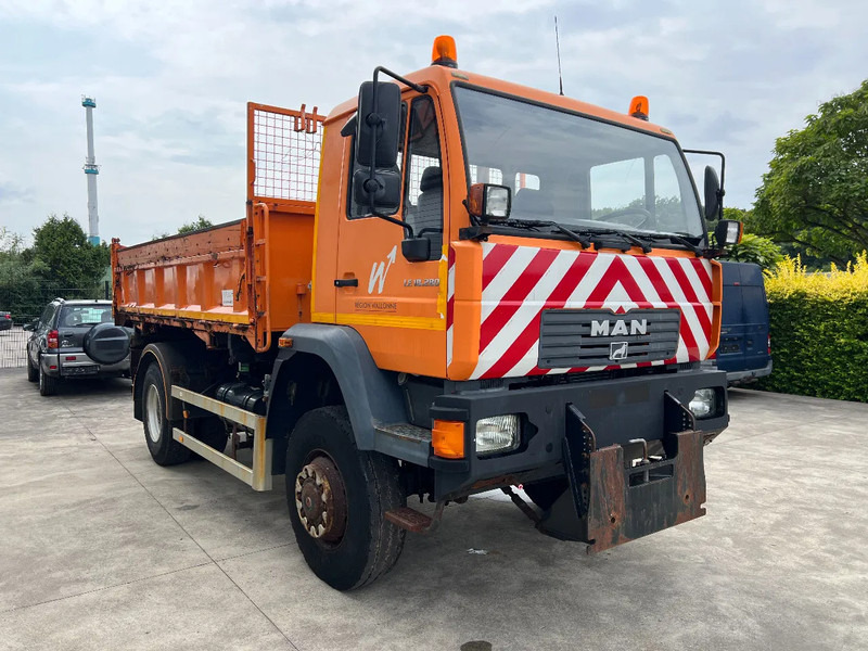 MAN LE 18.280 4x4 - Camion basculantă: Foto 3 MAN LE 18.280 4x4 - Camion basculantă: Foto 3